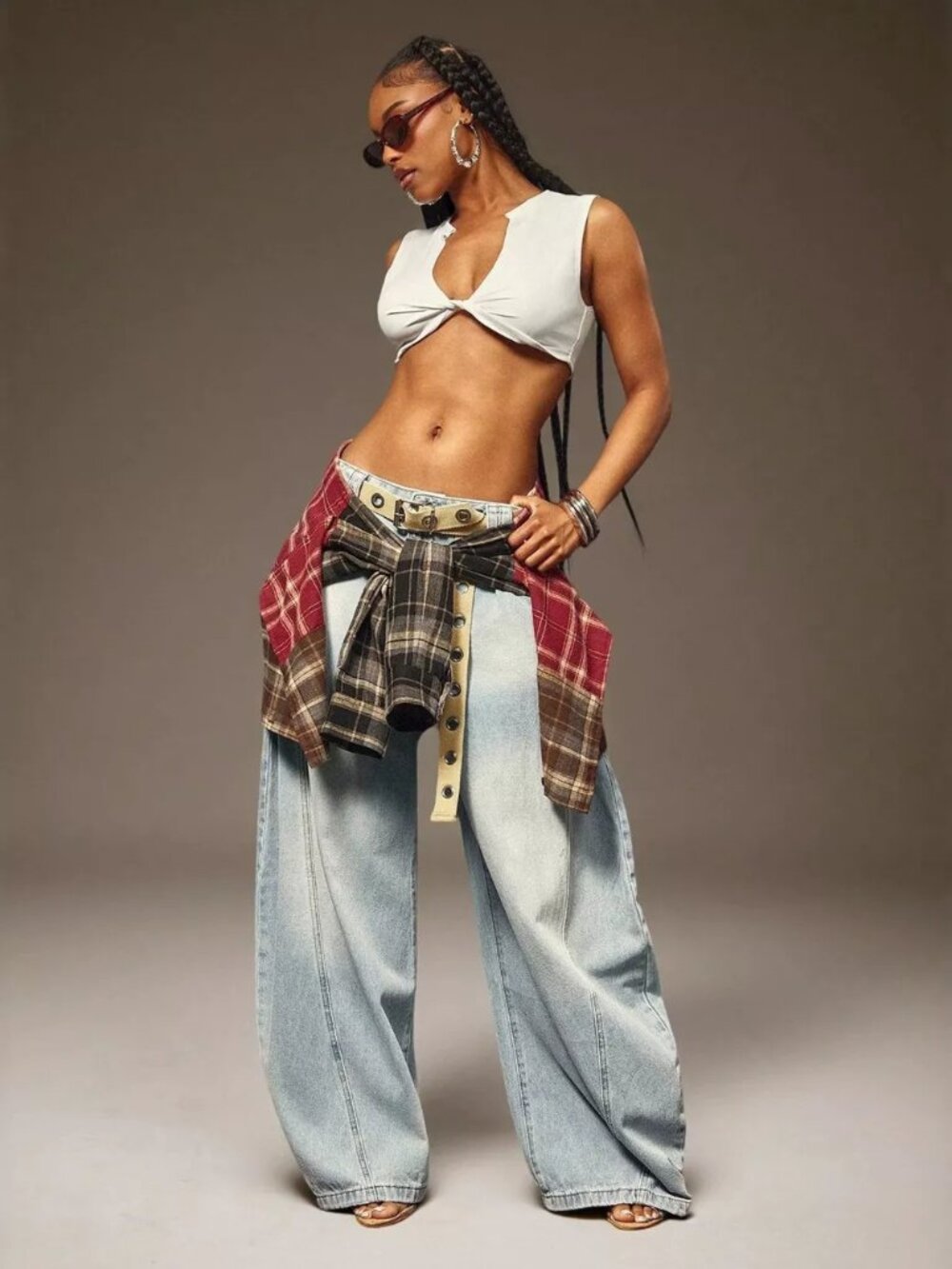 Washed Wide Leg Jeans - Picture 6 of 6